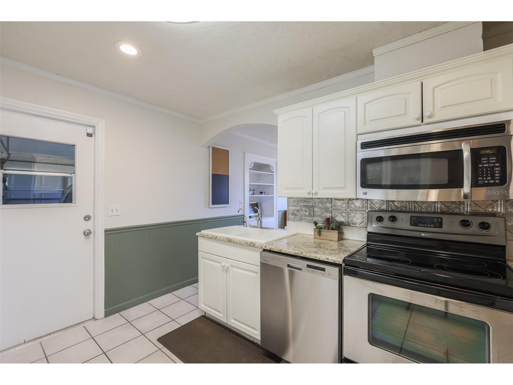 318 Fairside Court Sun City Center FL 33573 TB8474458 image17