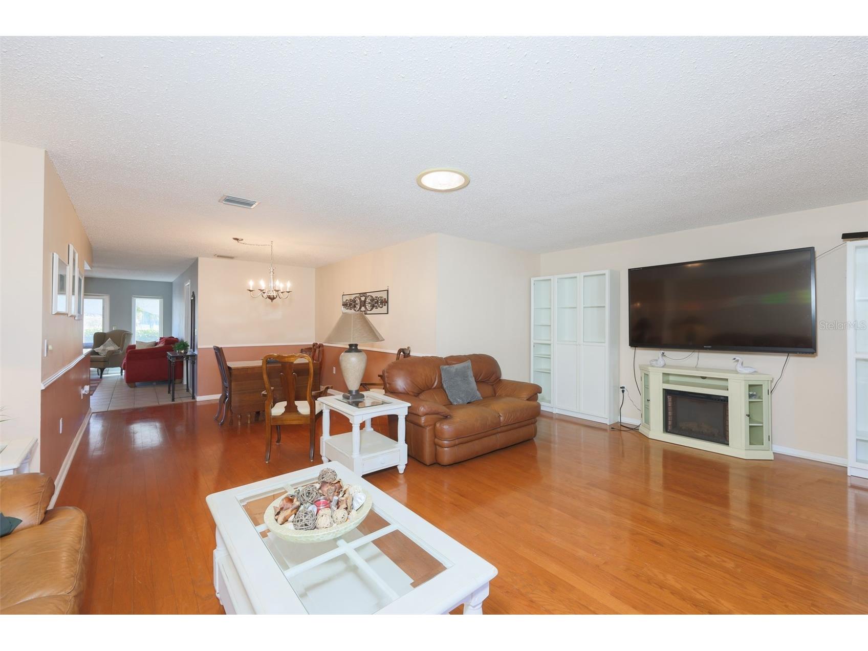 318 Fairside Court Sun City Center FL 33573 TB8474458 image5