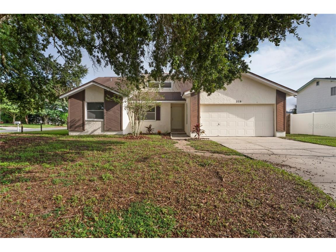 318 Montebello Court Lakeland FL 33809 TB8304282 image1