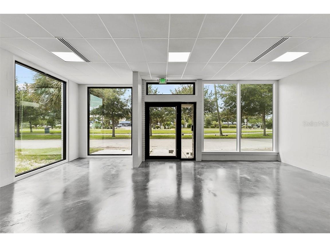 318 N Causeway New Smyrna Beach FL 32169 NS1085021 image4