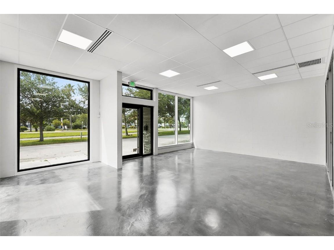 318 N Causeway New Smyrna Beach FL 32169 NS1085021 image5