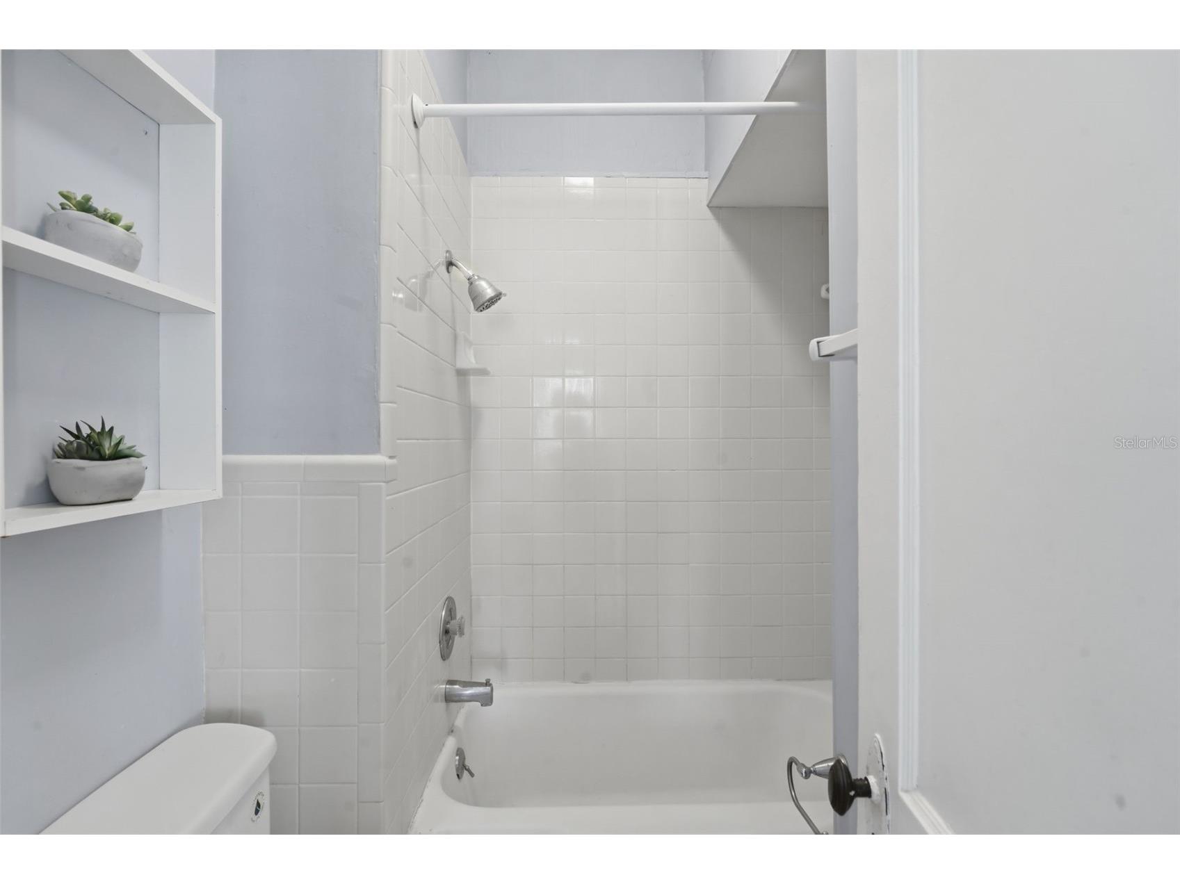 318 N Colonial Court Deland FL 32720 V4948388 image15