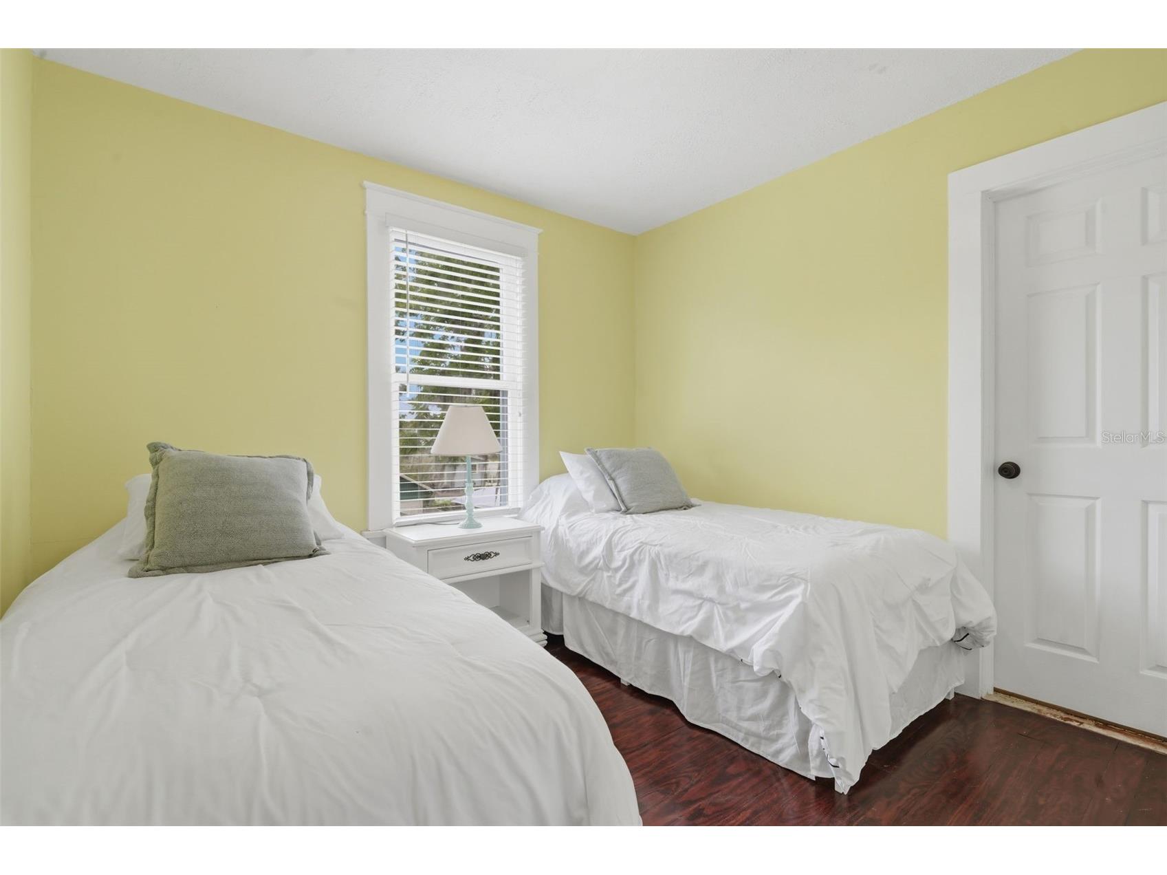 318 N Colonial Court Deland FL 32720 V4948388 image18