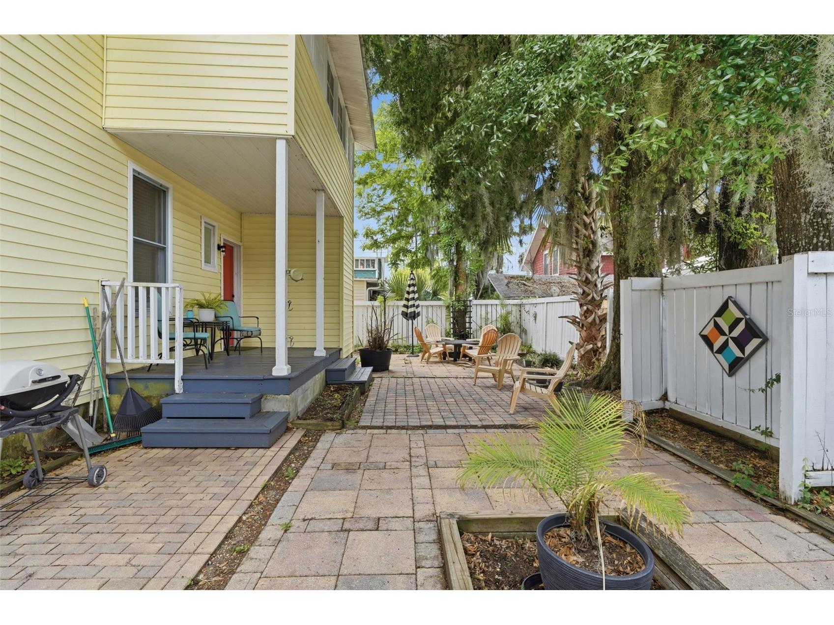 318 N Colonial Court Deland FL 32720 V4948388 image32