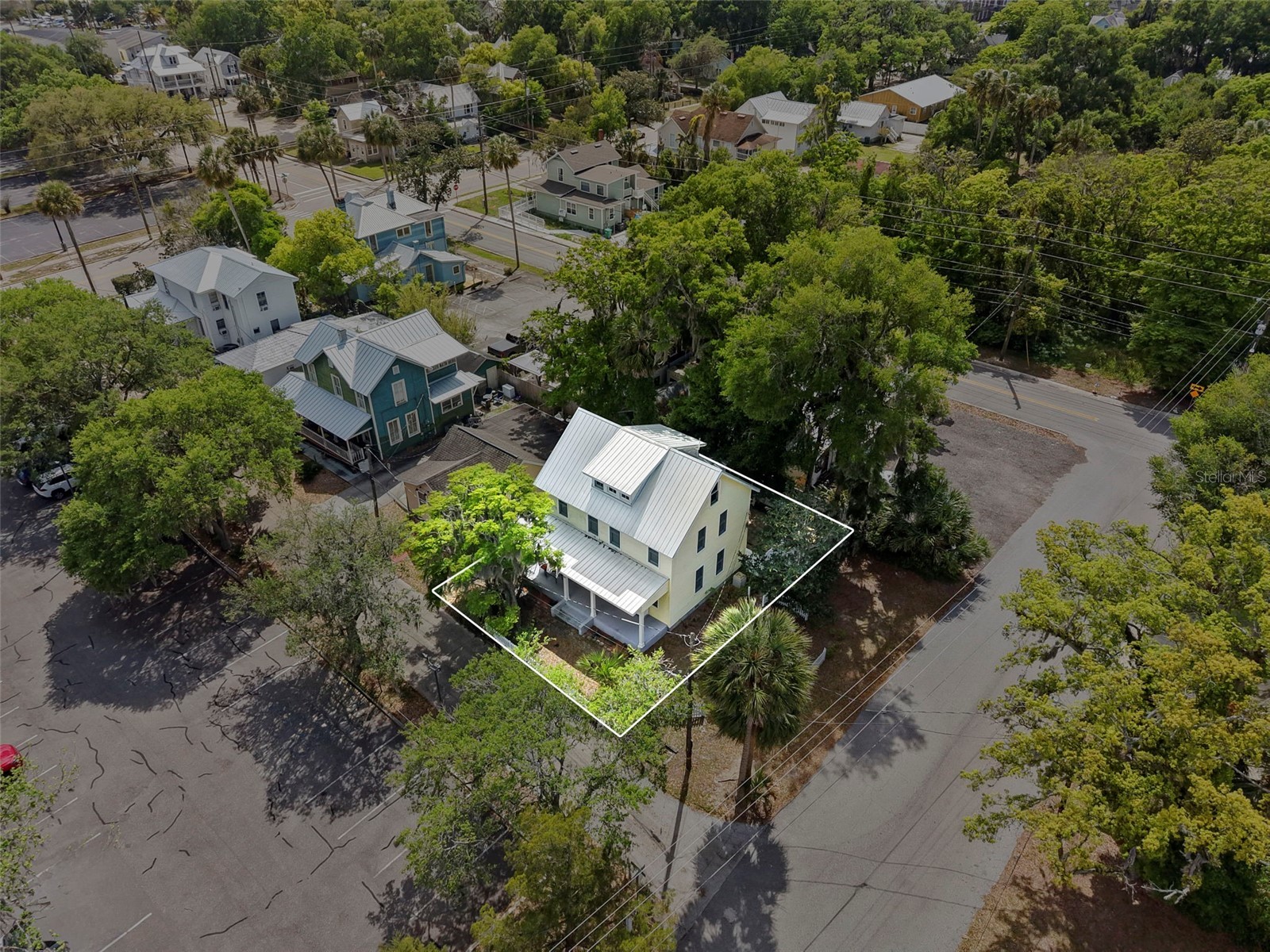 318 N Colonial Court Deland FL 32720 V4948388 image36