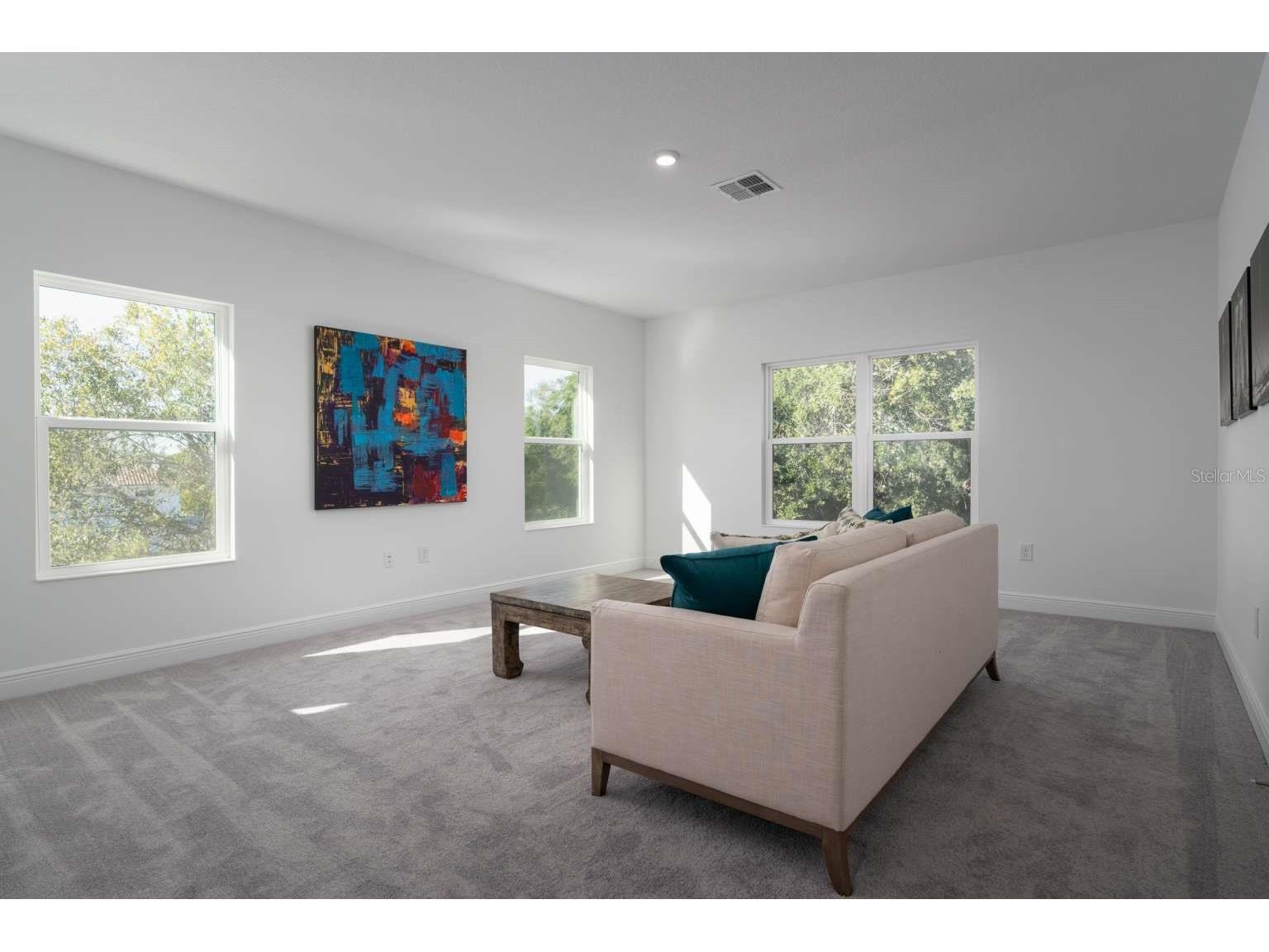 318 Rafael Boulevard NE Saint Petersburg FL 33704 TB8488679 image19