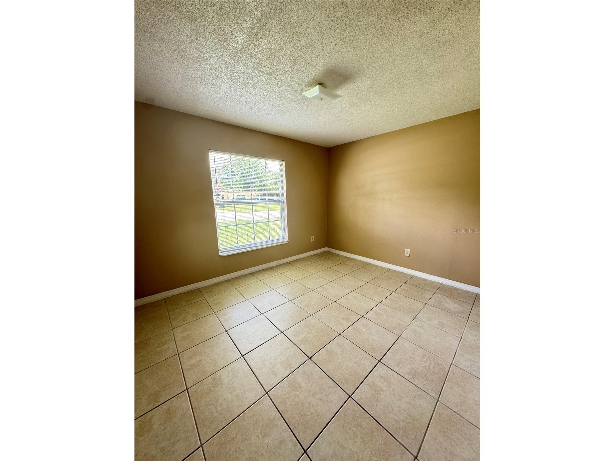 318 Ronnie Circle Orlando FL 32811 G5115511 image4