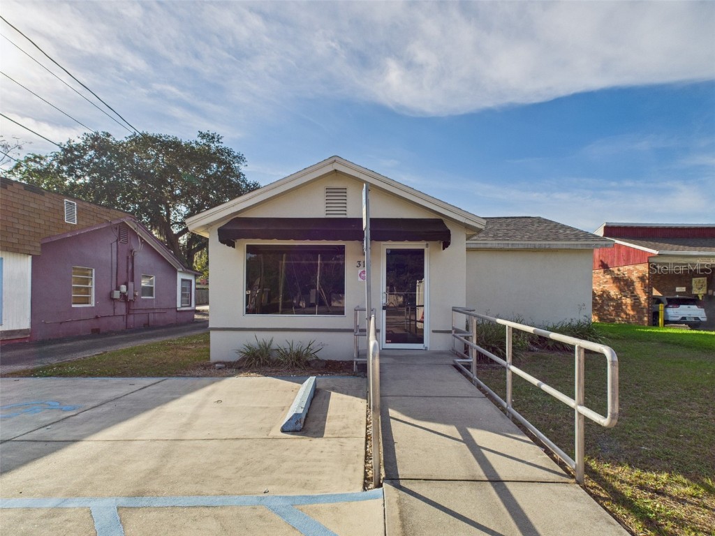 318 S 1st Street Lake Wales FL 33853 P4936526 image1