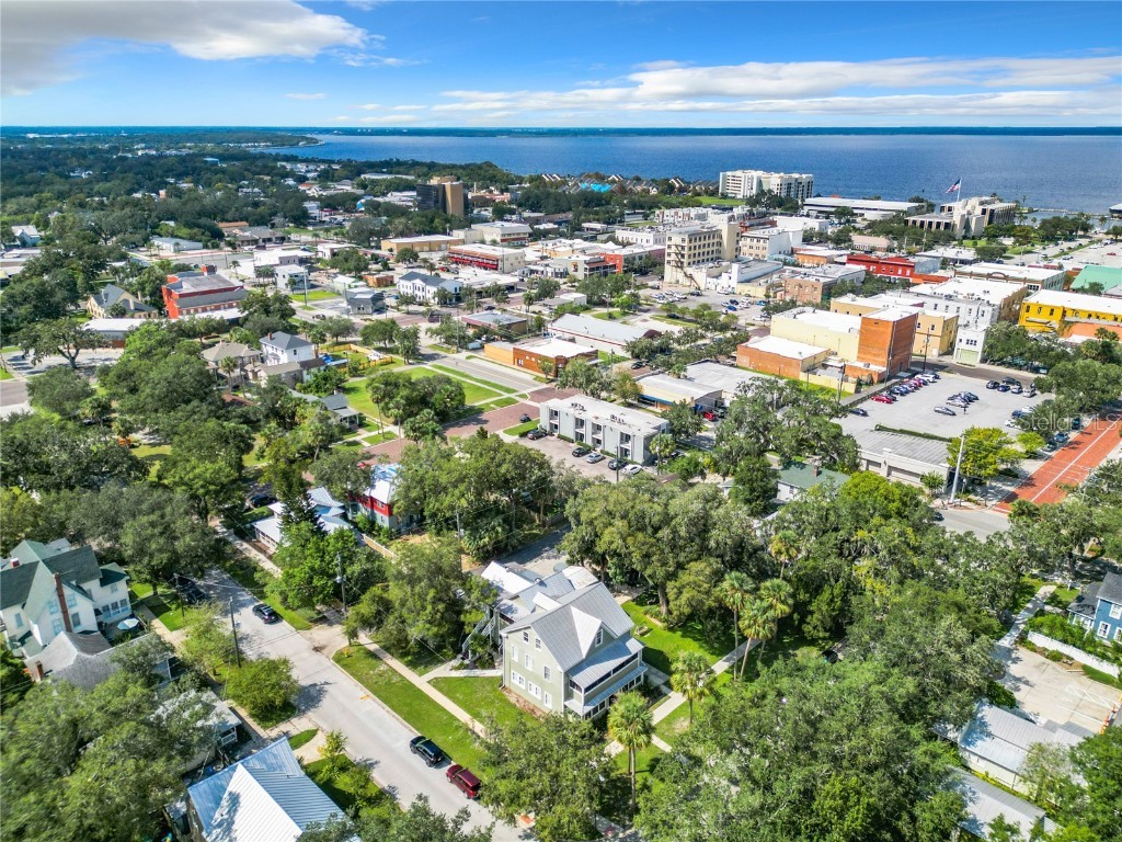 318 S Palmetto Avenue Sanford FL 32771 O6245237 image4