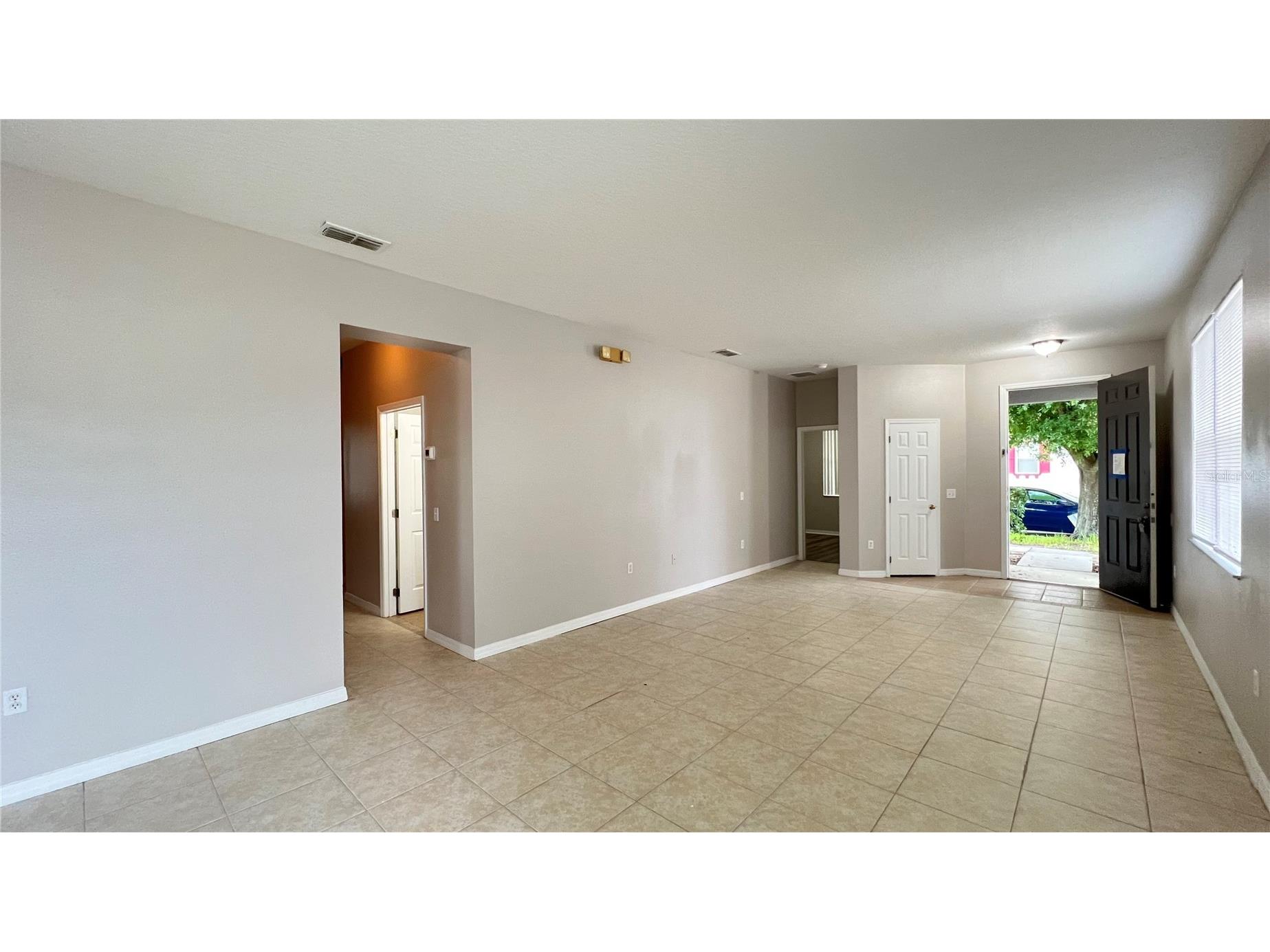 318 Sand Ridge Drive Davenport FL 33896 S5150229 image4