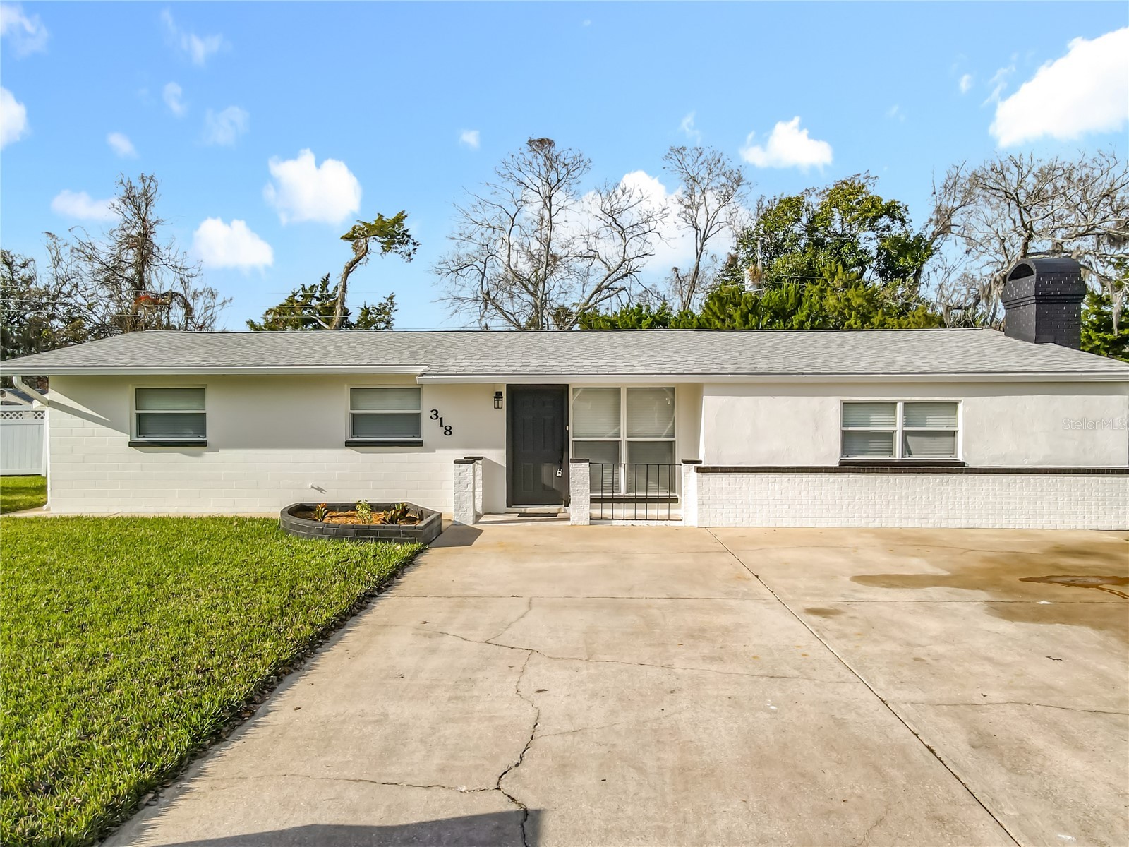 318 Scotland Drive Daytona Beach FL 32117 TB8460794 image1