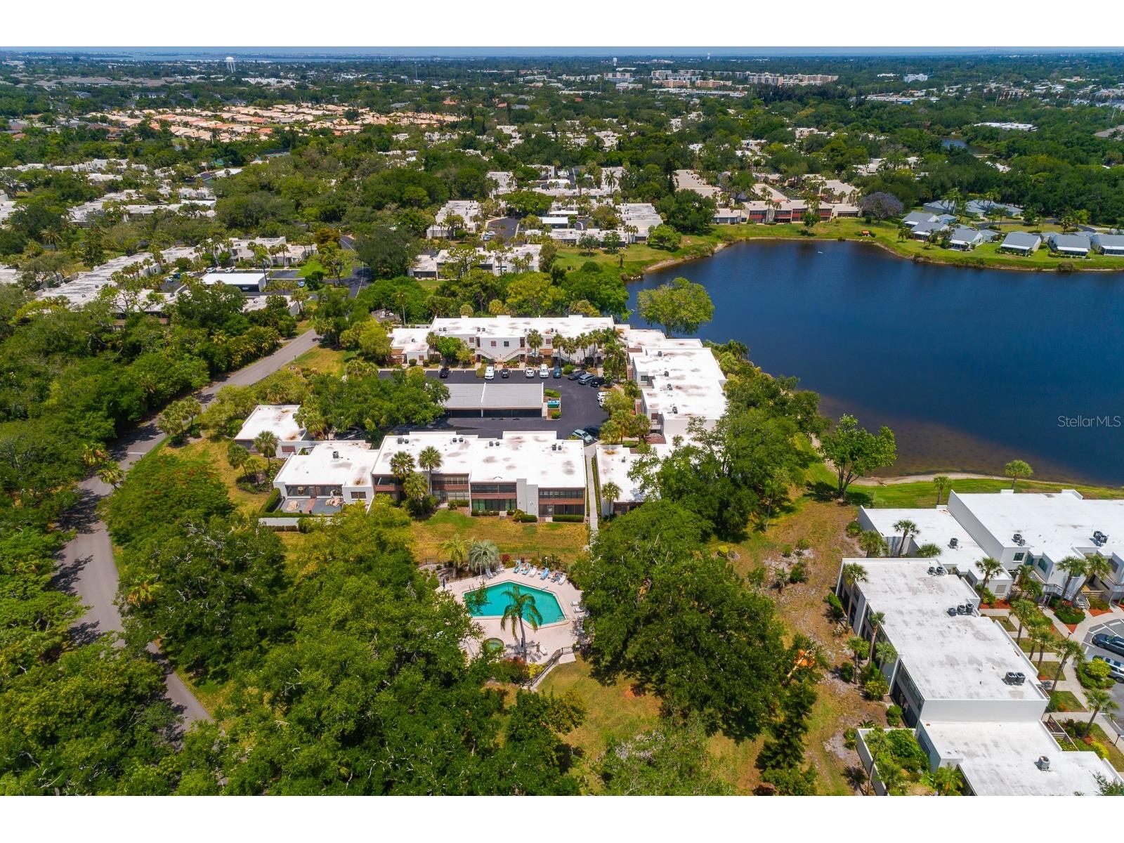 318 Timberlake Drive Bradenton FL 34210 TB8505677 image2