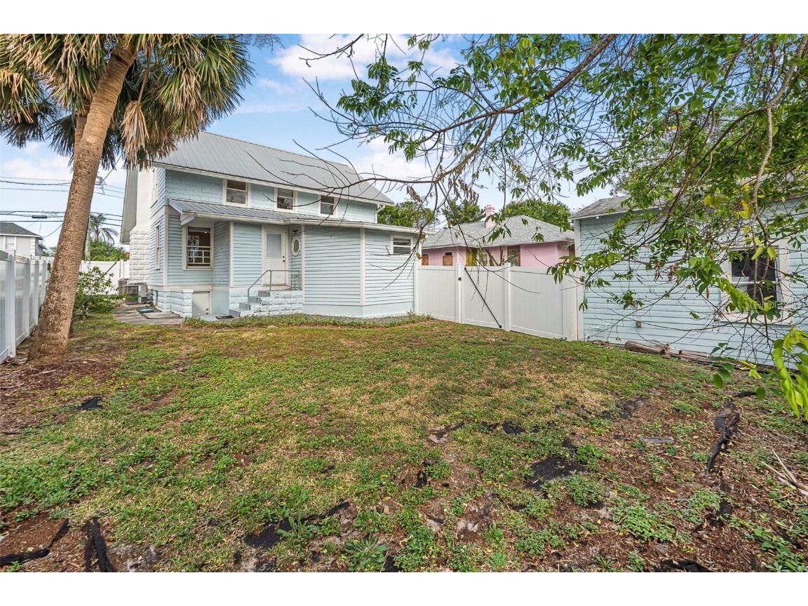 318 Vermont Avenue Daytona Beach FL 32118 FC305829 image33