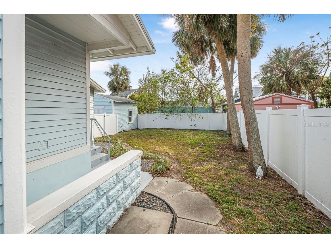 318 Vermont Avenue Daytona Beach FL 32118 FC305829 image34