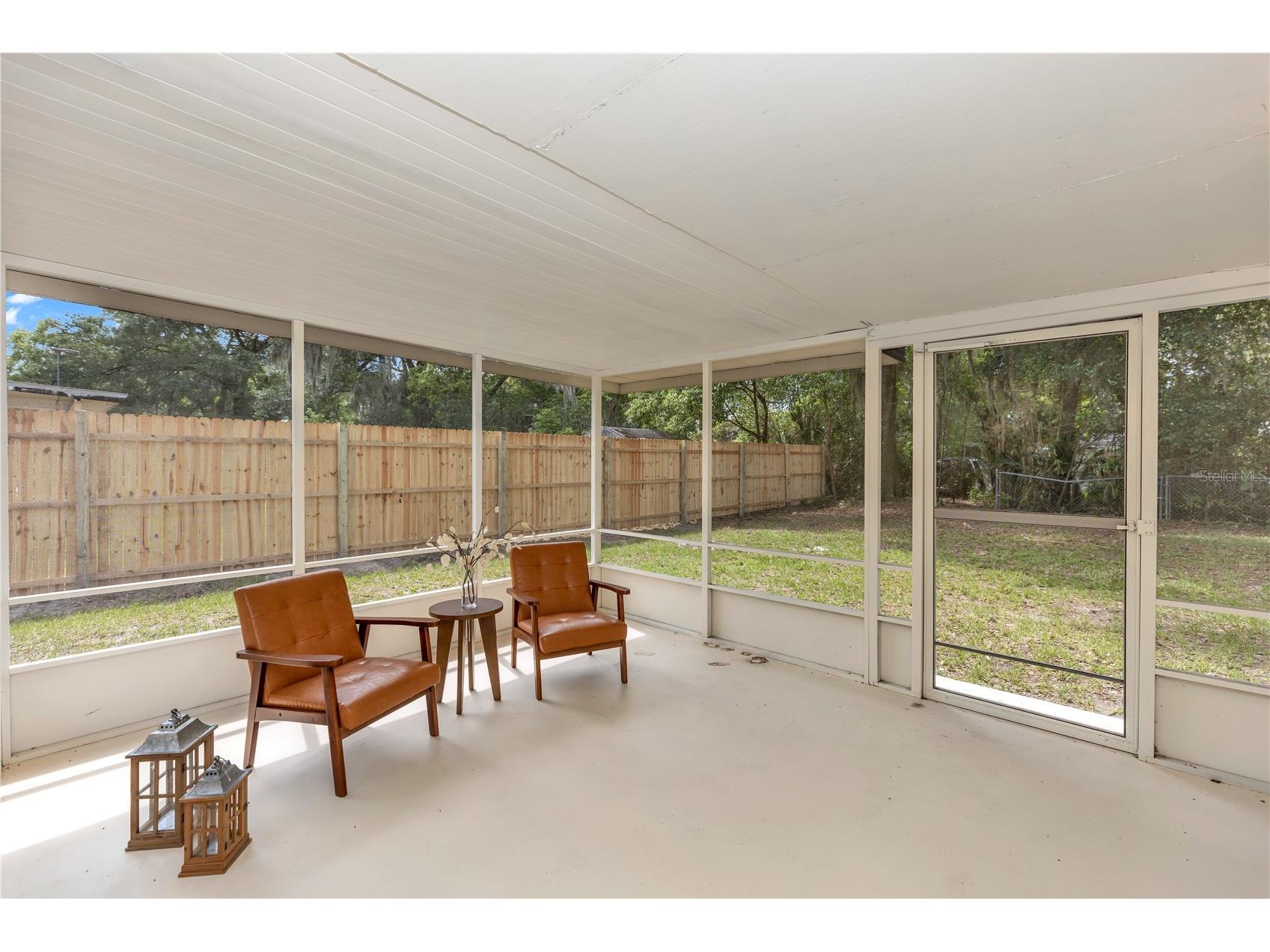 318 W Palmetto Avenue Deland FL 32720 TB8511363 image29