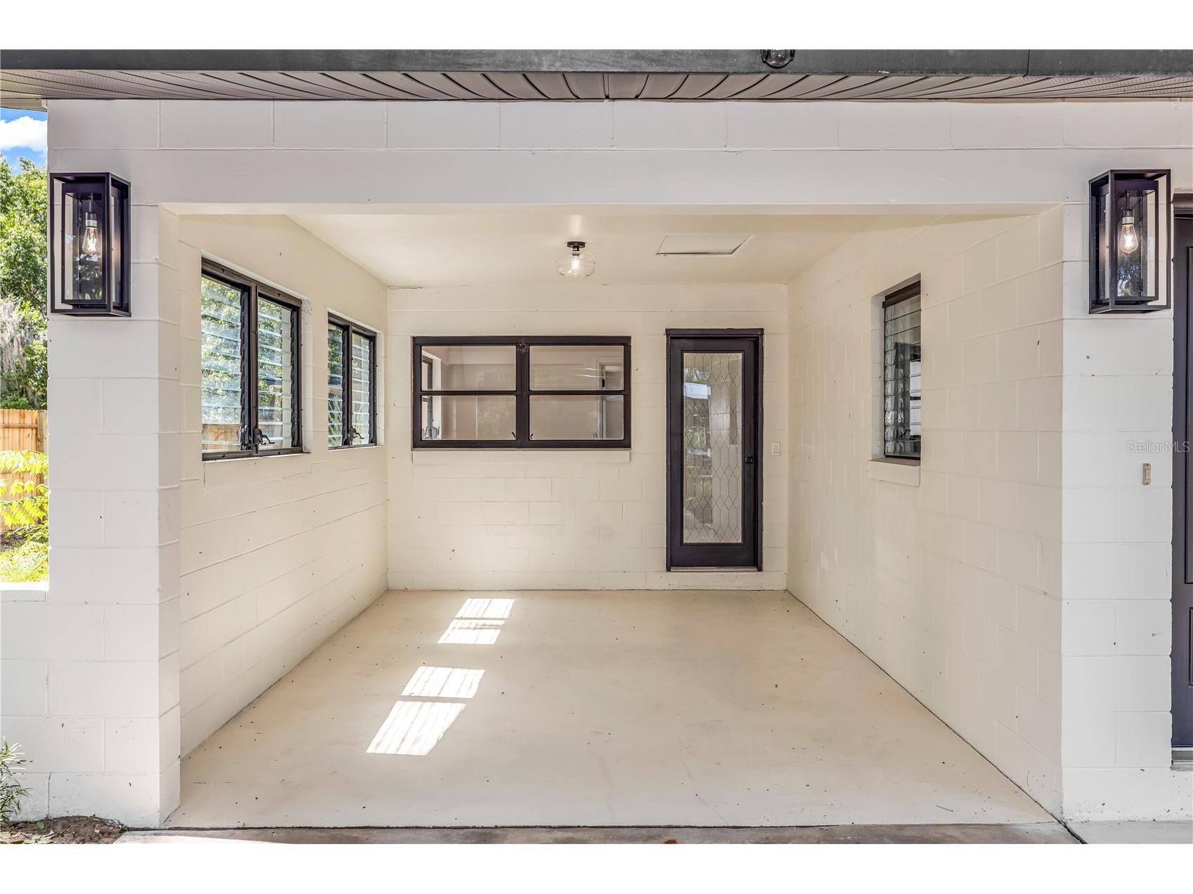 318 W Palmetto Avenue Deland FL 32720 TB8511363 image5