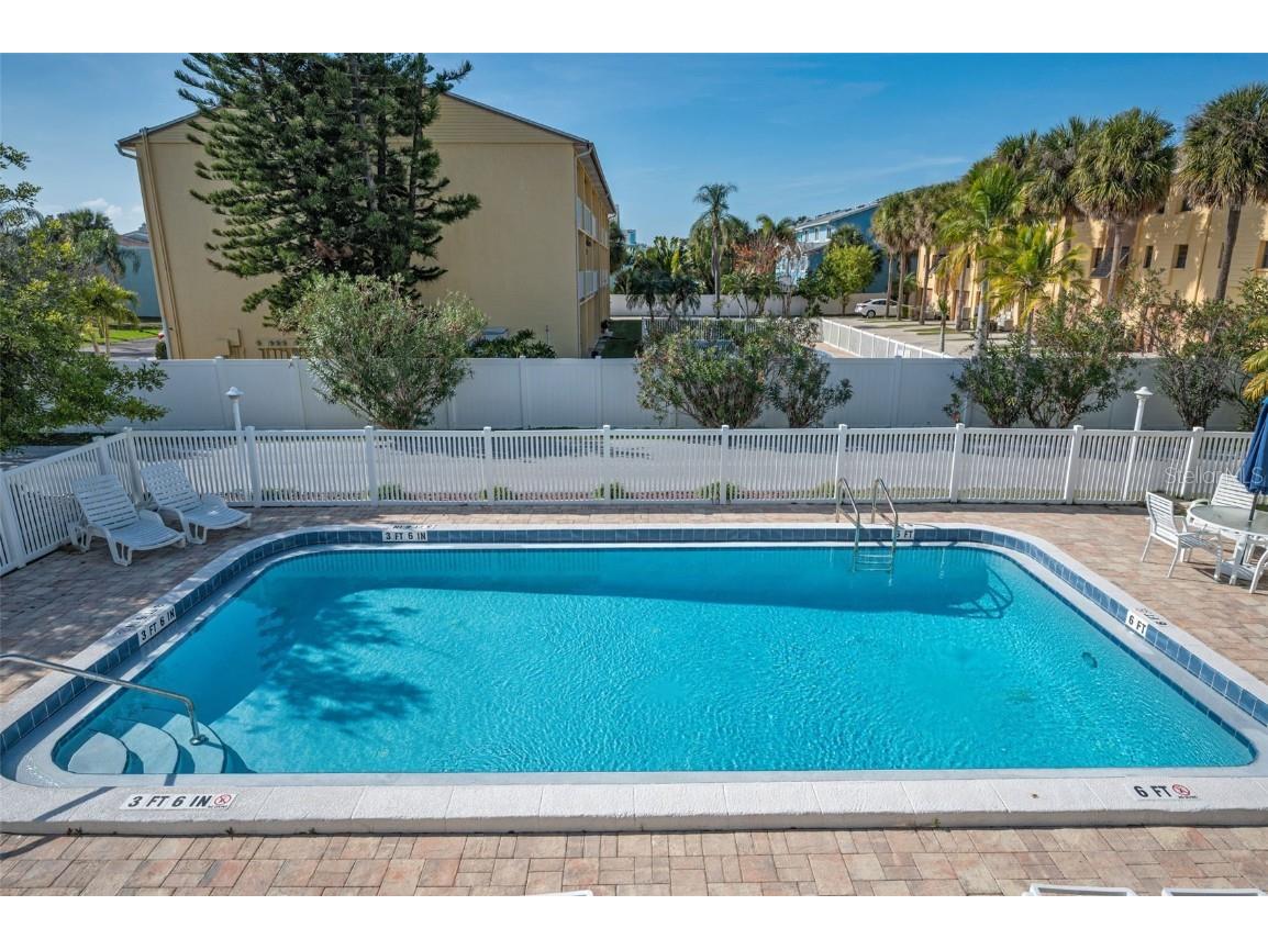 318 Windrush Boulevard #10 Indian Rocks Beach FL 33785 - INTRACOASTAL WATERWAY TB8461723 image30