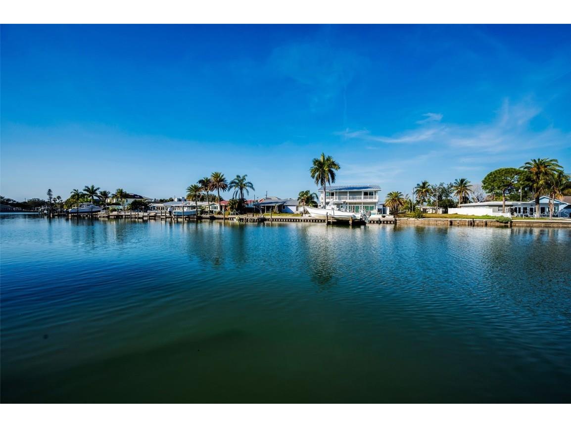 318 Windrush Boulevard #10 Indian Rocks Beach FL 33785 - INTRACOASTAL WATERWAY TB8461723 image86