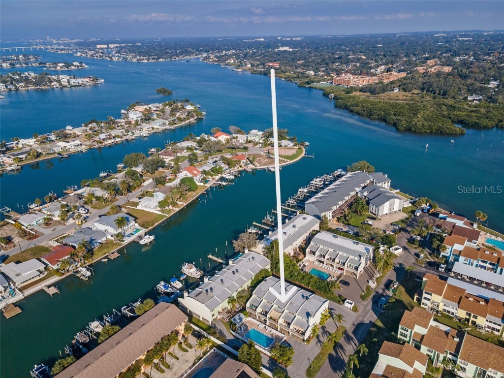 318 Windrush Boulevard #10 Indian Rocks Beach FL 33785 - INTRACOASTAL WATERWAY TB8461723 image9