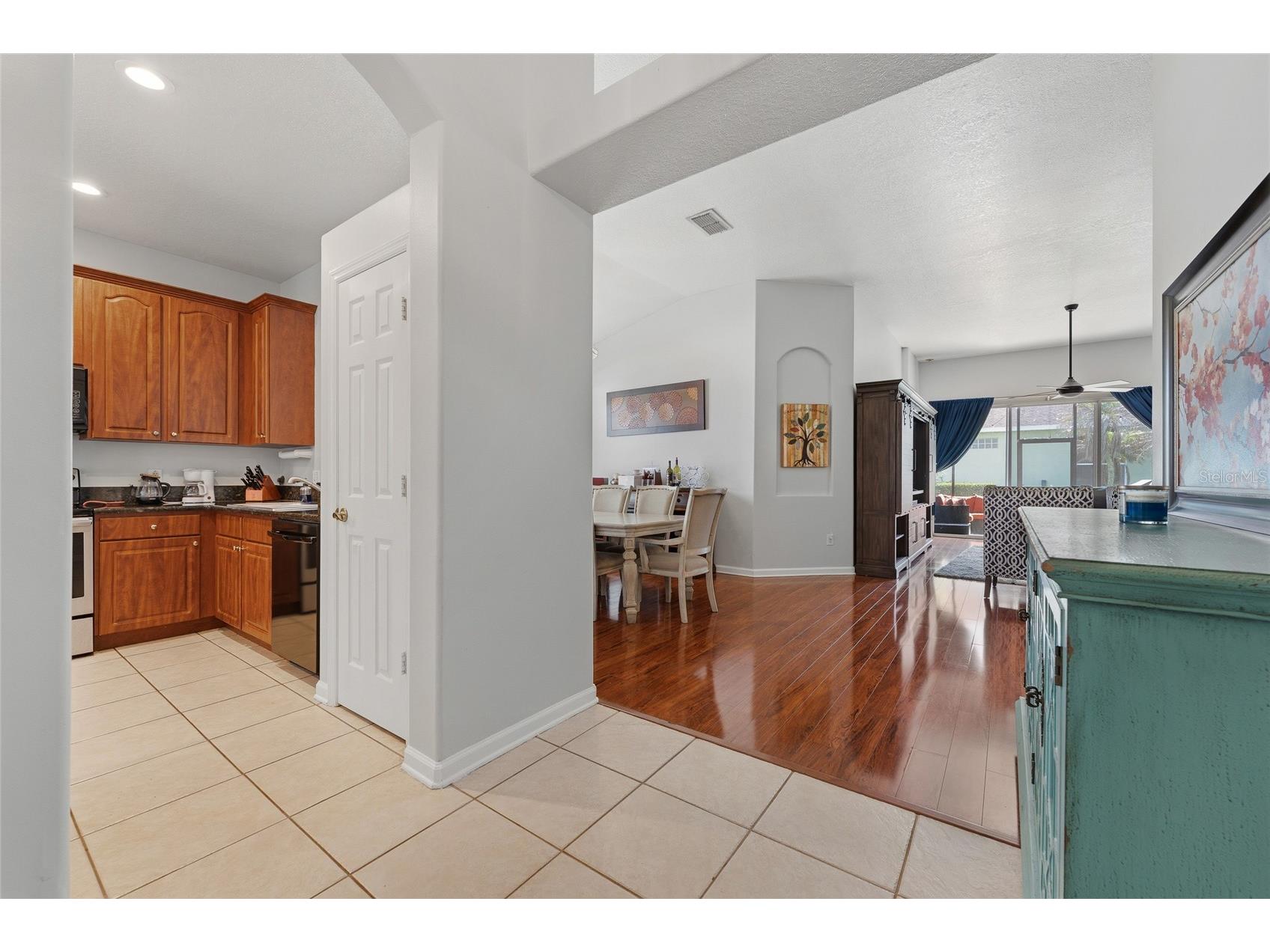 3180 Stonehurst Circle Kissimmee FL 34741 O6420422 image3