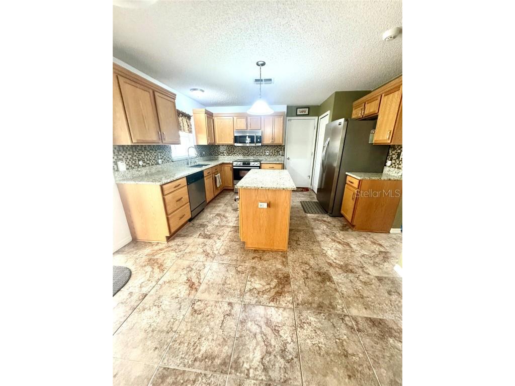 3181 Deltona Boulevard Spring Hill FL 34606 TB8388374 image4