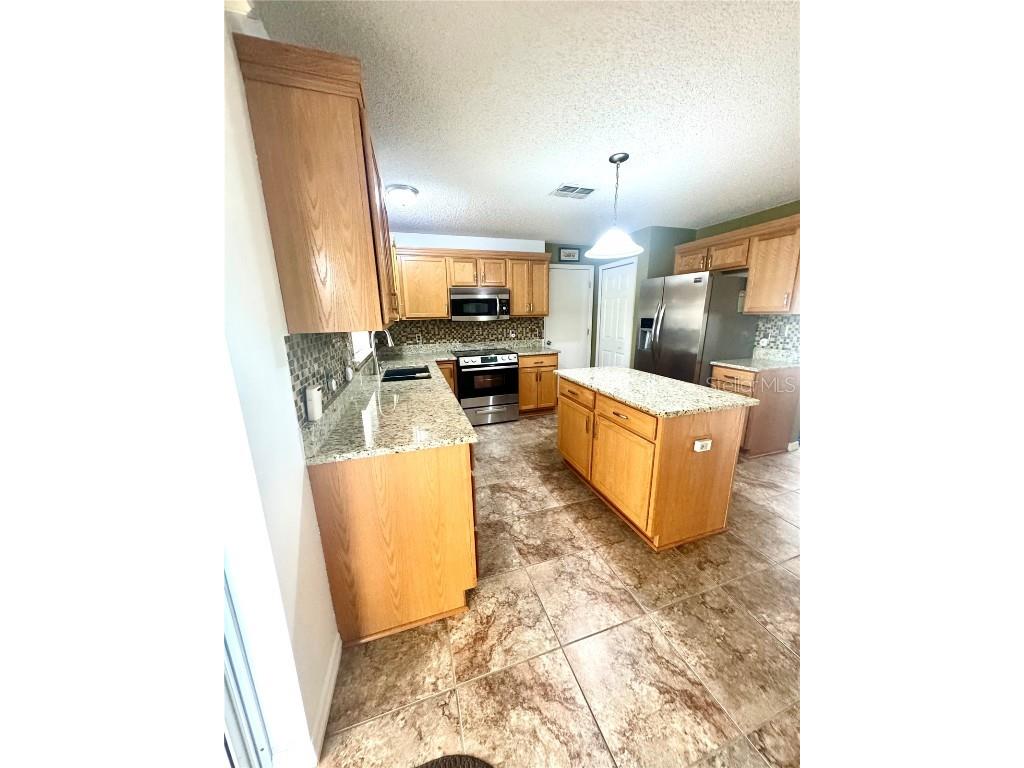 3181 Deltona Boulevard Spring Hill FL 34606 TB8388374 image5