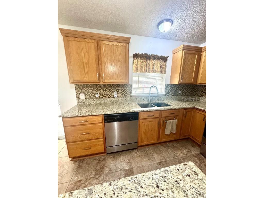 3181 Deltona Boulevard Spring Hill FL 34606 TB8388374 image9