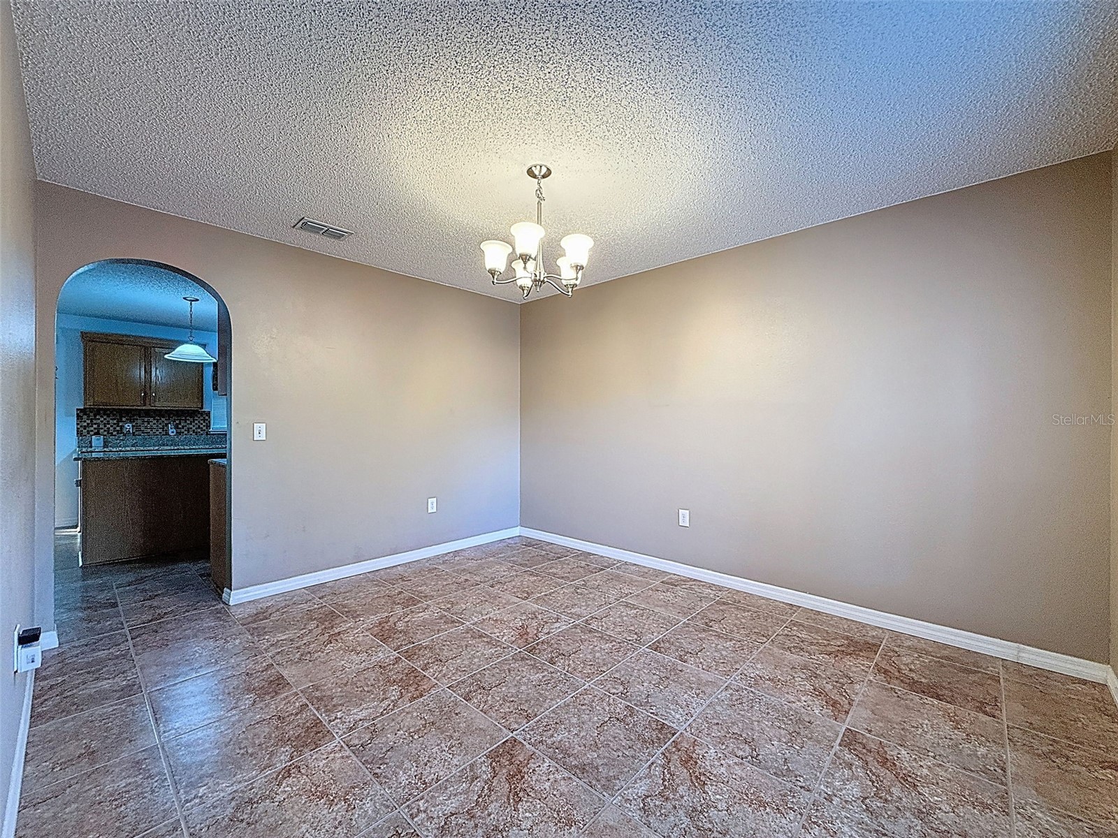 3181 Deltona Boulevard Spring Hill FL 34606 W7882715 image14