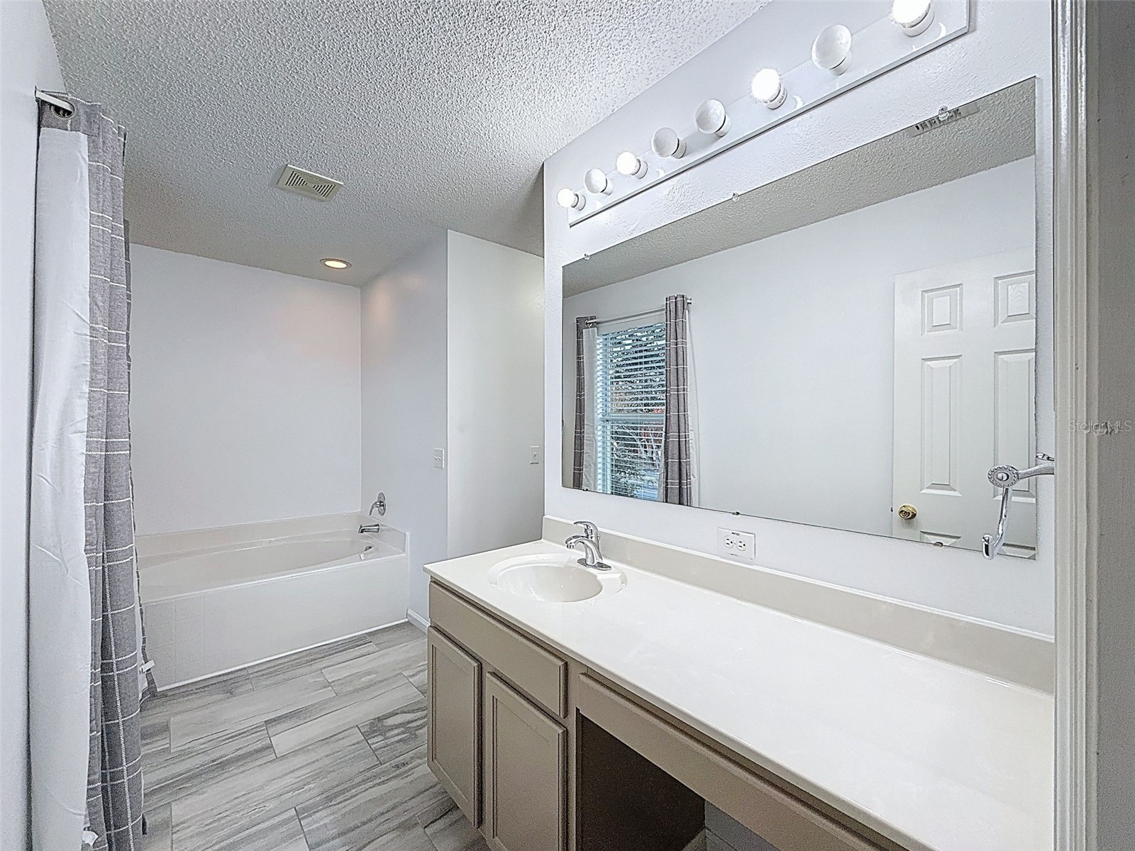 3181 Deltona Boulevard Spring Hill FL 34606 W7882715 image41