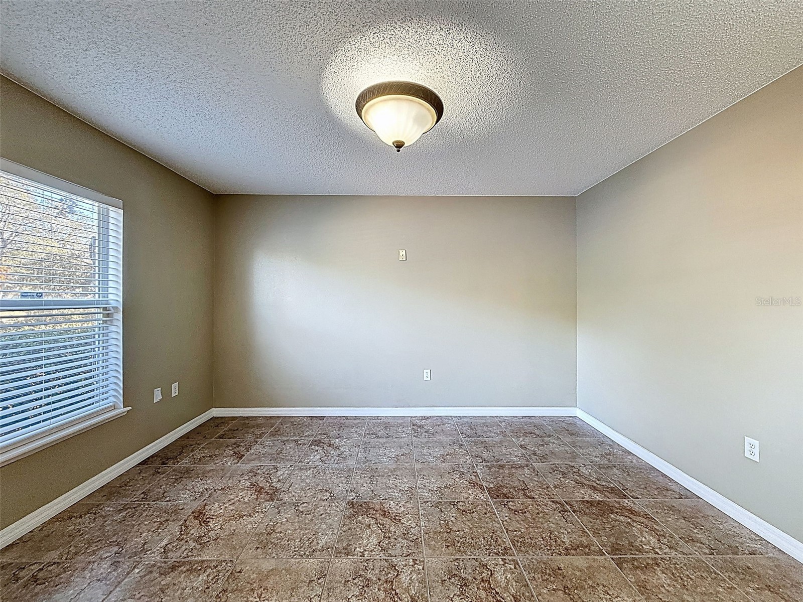 3181 Deltona Boulevard Spring Hill FL 34606 W7882715 image8