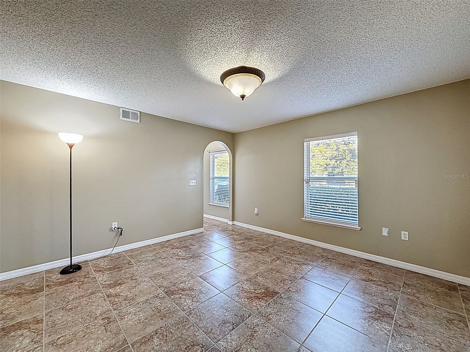 3181 Deltona Boulevard Spring Hill FL 34606 W7882715 image9