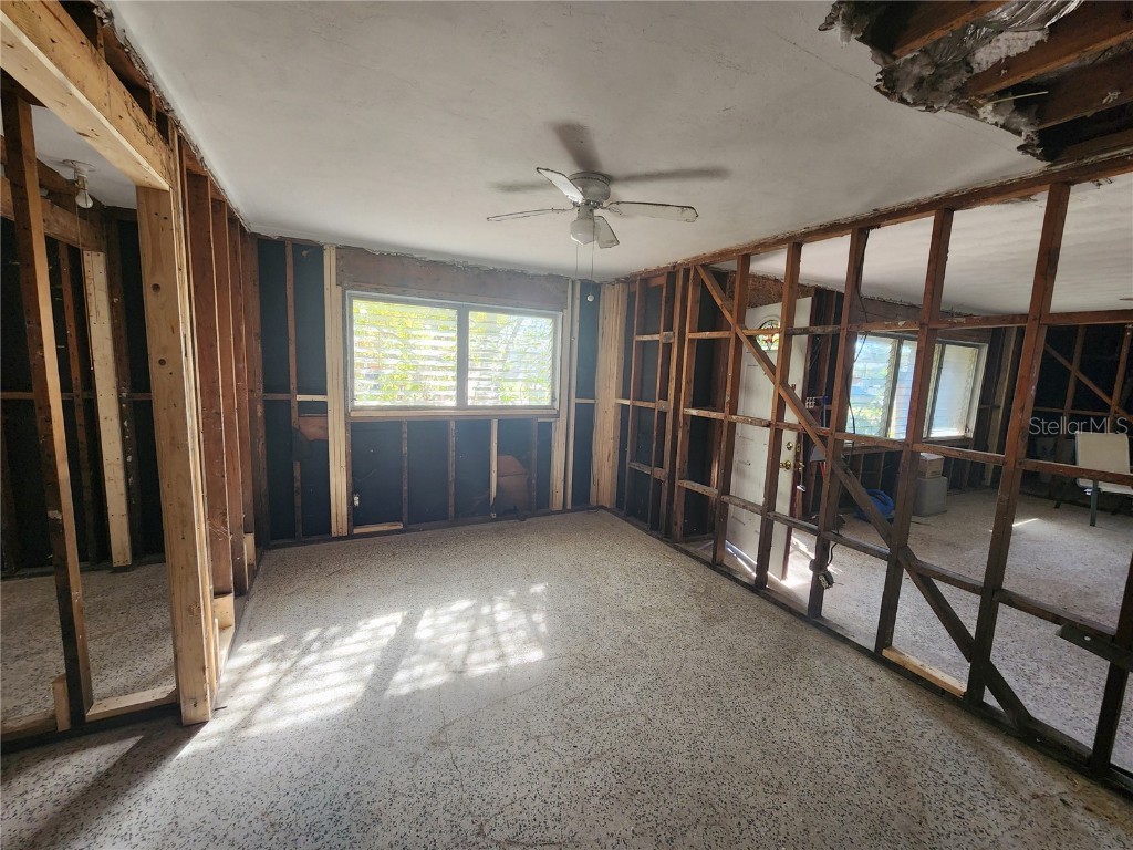 3181 Irving Street Sarasota FL 34237 A4631777 image10