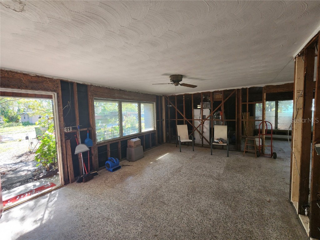 3181 Irving Street Sarasota FL 34237 A4631777 image14