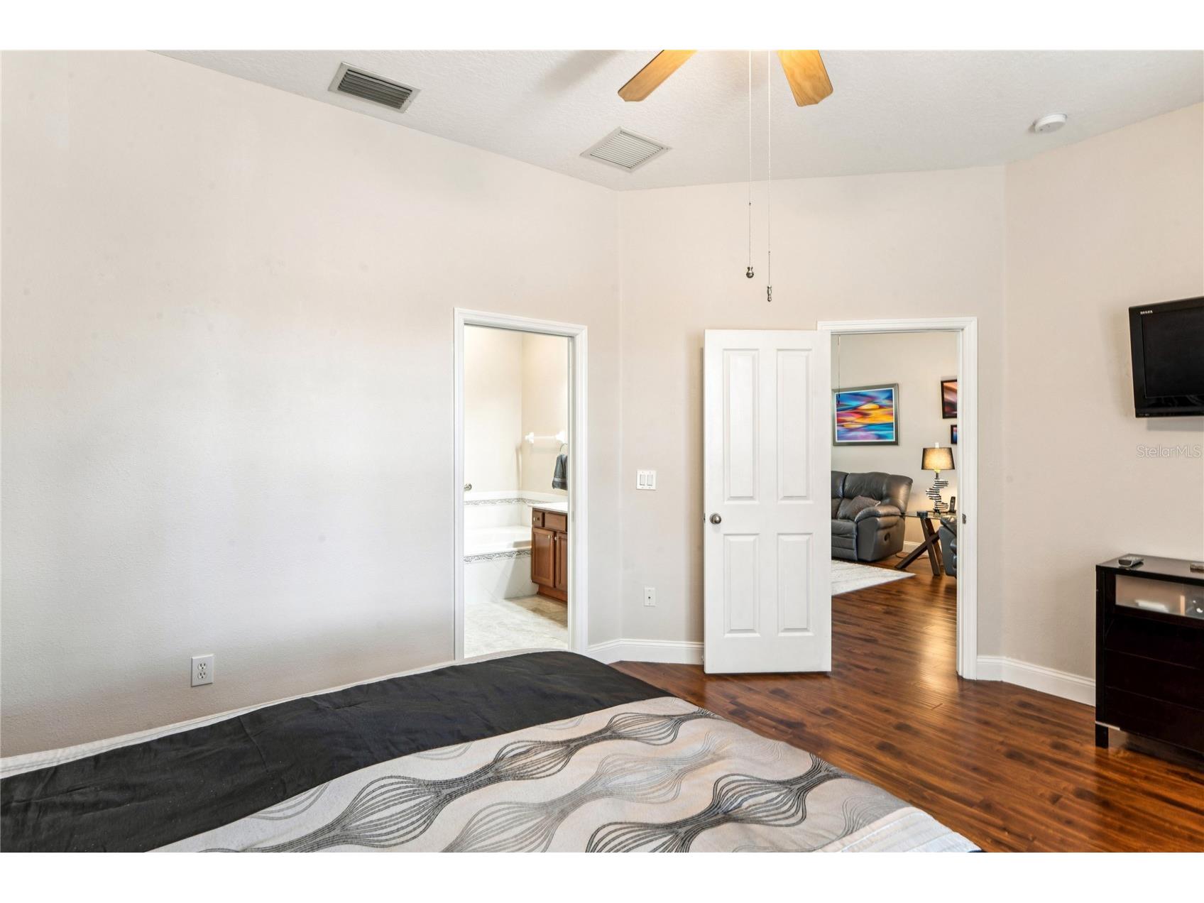 31814 Blythewood Way Wesley Chapel FL 33543 TB8476655 image16