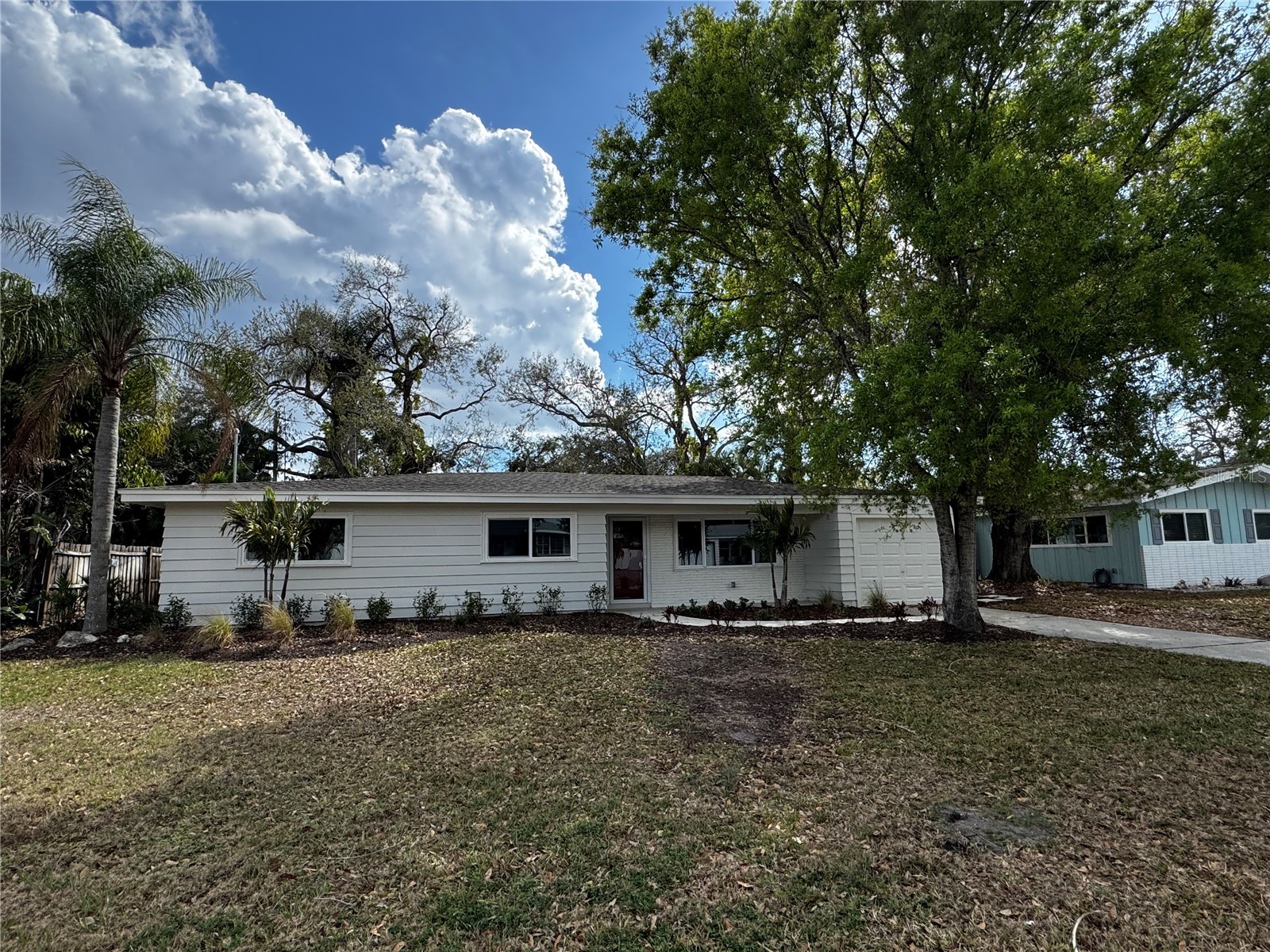 3182 Hatton Street Sarasota FL 34237 A4684851 image1