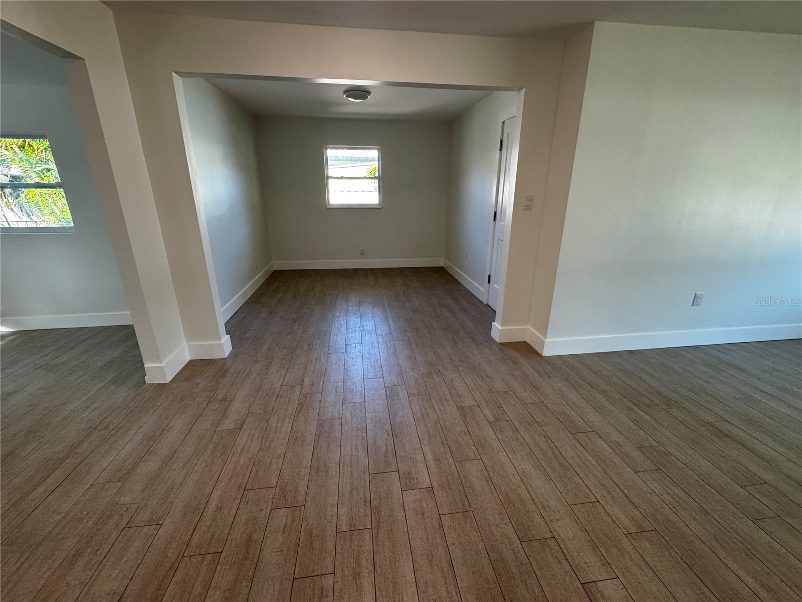 3182 Hatton Street Sarasota FL 34237 A4684851 image11