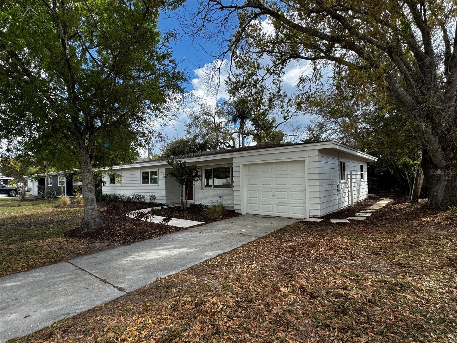 3182 Hatton Street Sarasota FL 34237 A4684851 image4