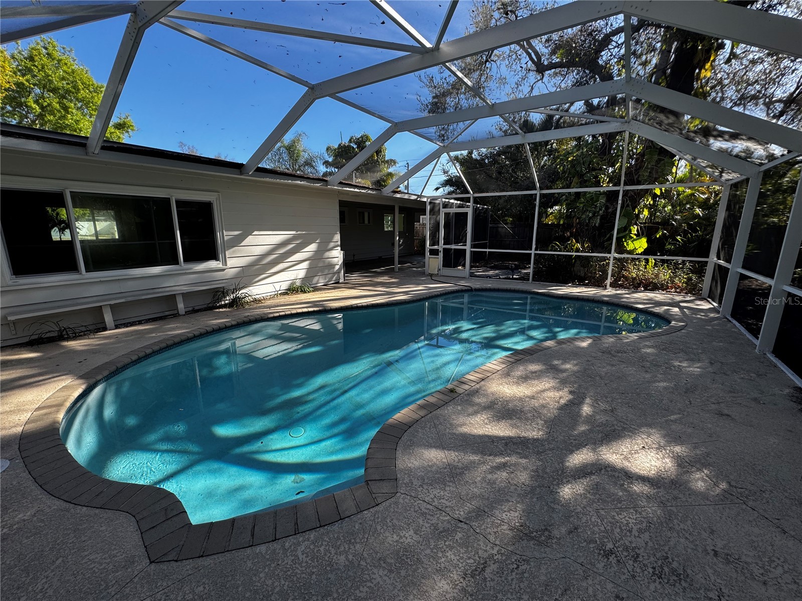 3182 Hatton Street Sarasota FL 34237 A4684851 image6