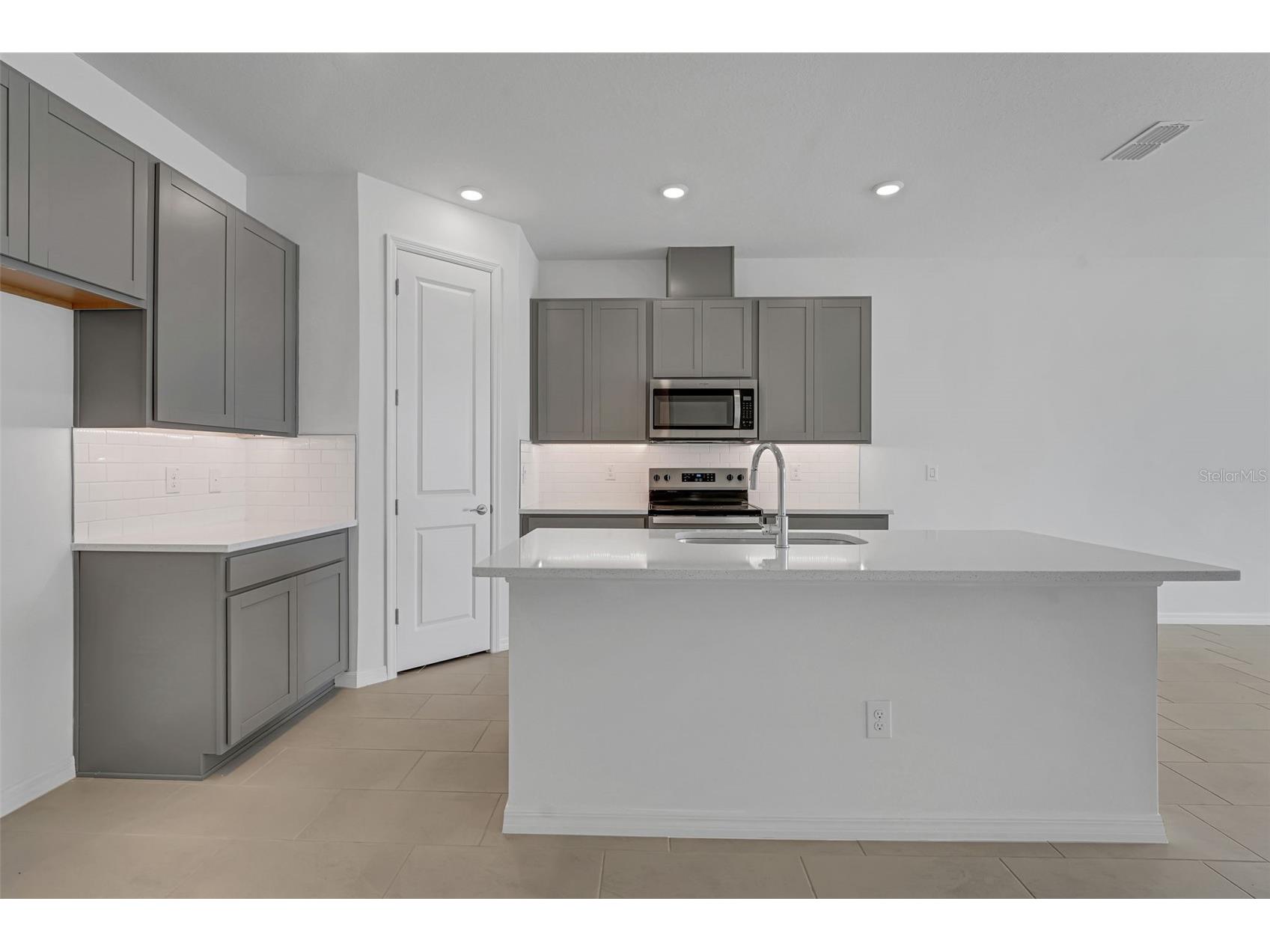31825 Kestrel Calling Drive San Antonio FL 33576 TB8501139 image10