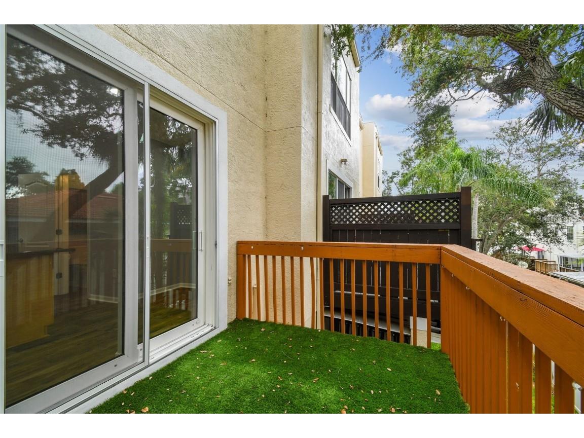 3183 Bayshore Oaks Drive Tampa FL 33611 TB8442717 image24