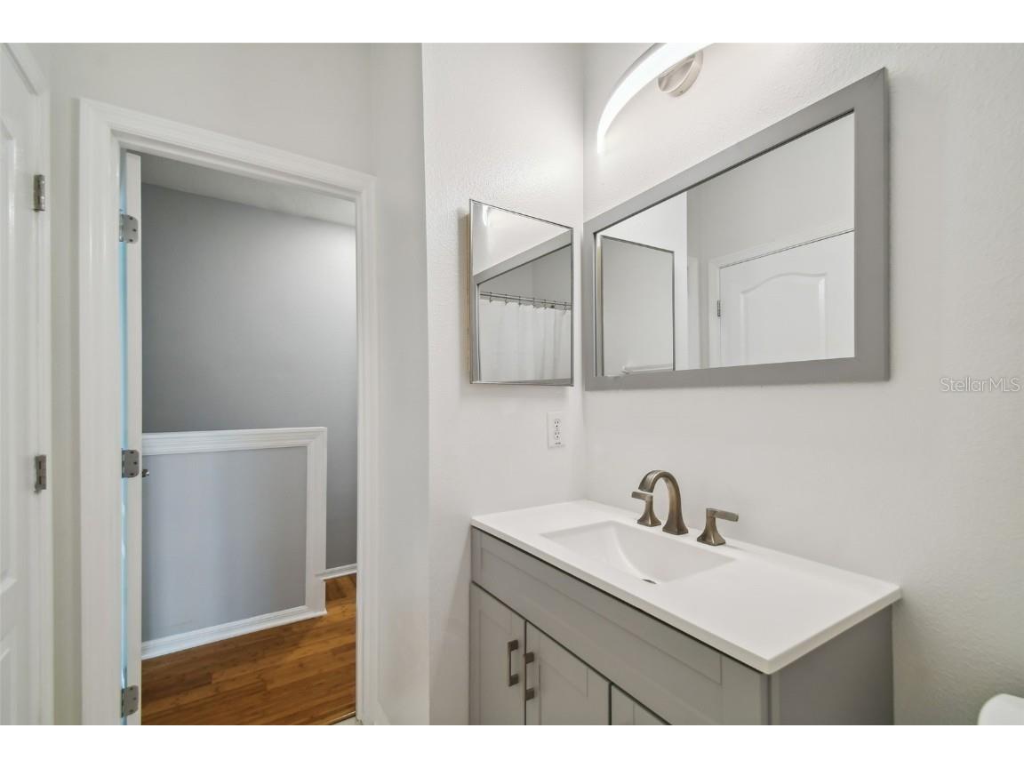 3183 Bayshore Oaks Drive Tampa FL 33611 TB8442717 image38