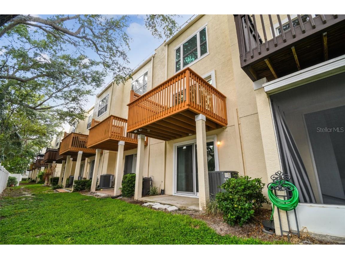 3183 Bayshore Oaks Drive Tampa FL 33611 TB8442717 image40