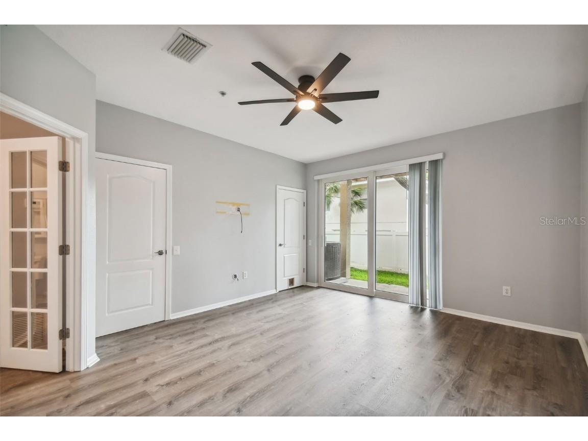 3183 Bayshore Oaks Drive Tampa FL 33611 TB8442717 image7