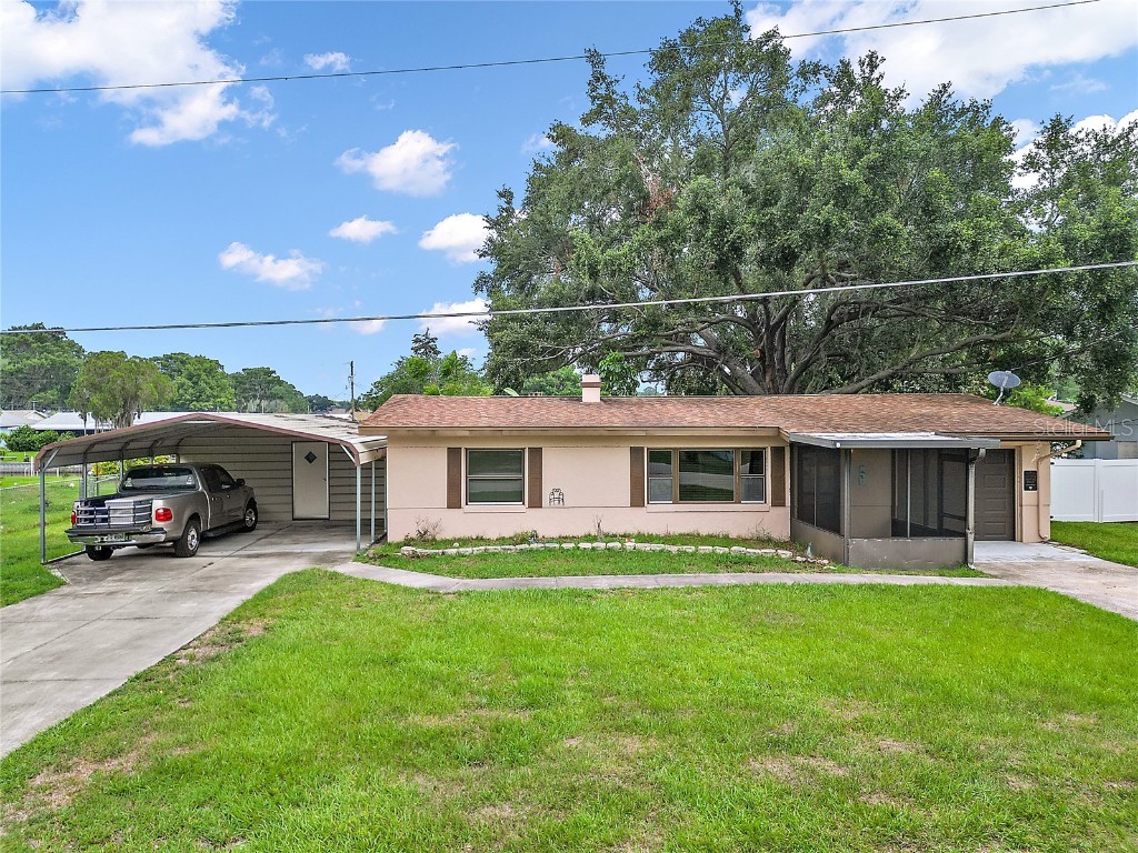 31838 Tropical Shores Drive Tavares FL 32778 - DEAD RIVER CANAL/CHAIN OF LAKE G5069500 image1