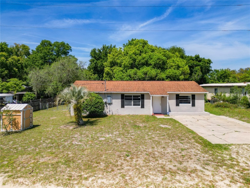 31845 Lakeview Dr Eustis FL 32736 G5080840 image1