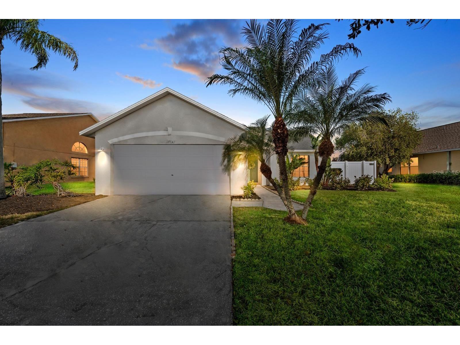 31847 Grand Reserve Place Wesley Chapel FL 33545 TB8452752 image1