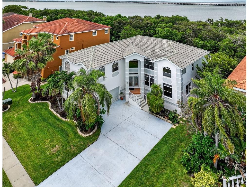 3185 Shoreline Drive Clearwater FL 33760 - TAMPA BAY TB8402679 image1