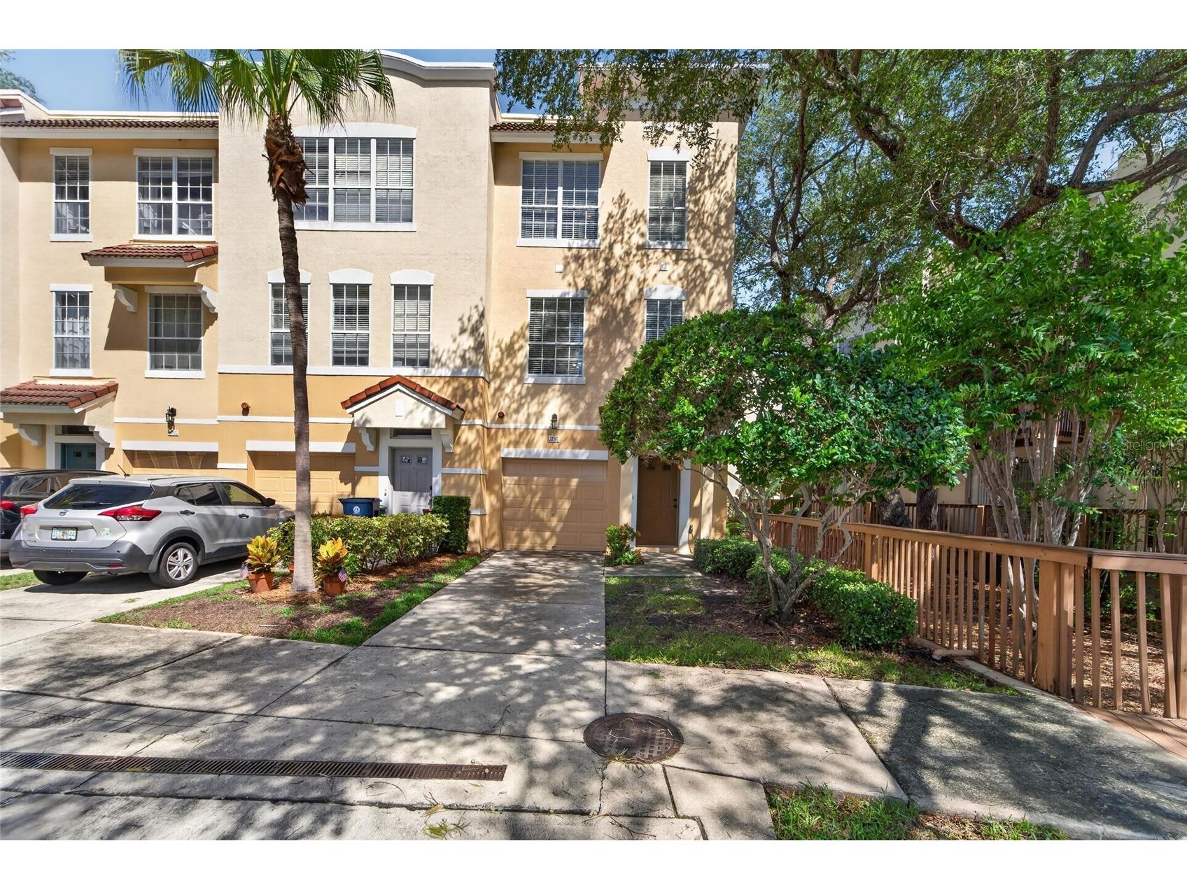 3186 Bayshore Oaks Drive Tampa FL 33611 TB8527370 image2