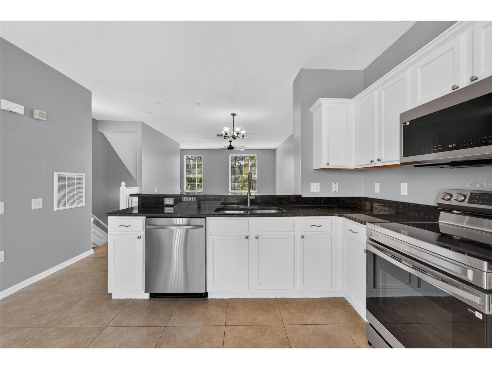 3186 Bayshore Oaks Drive Tampa FL 33611 TB8527370 image27