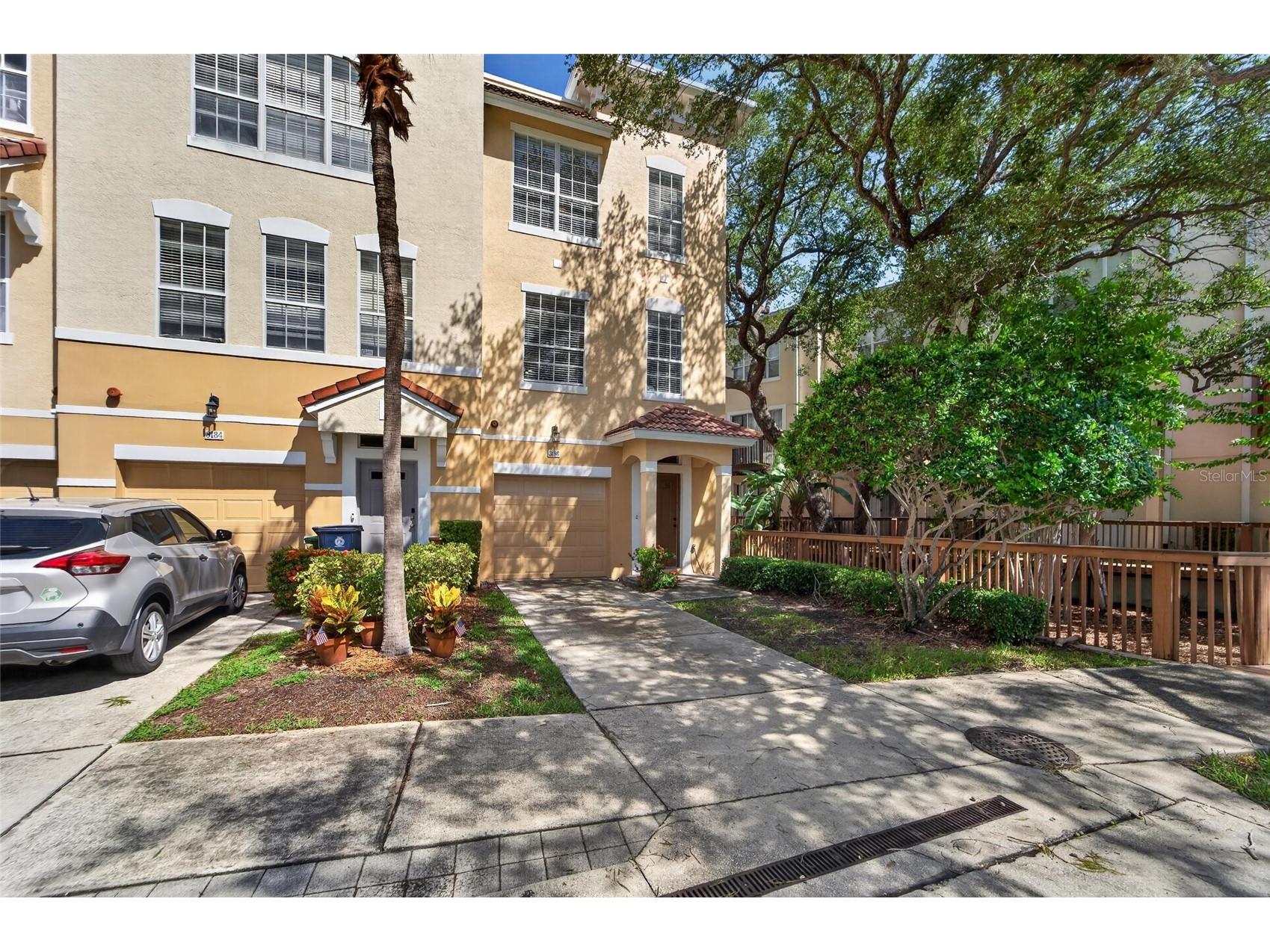 3186 Bayshore Oaks Drive Tampa FL 33611 TB8527370 image3